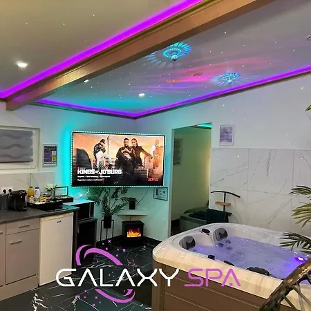 Apartman Galaxy - Jupiter Jacuzzi Privatif *